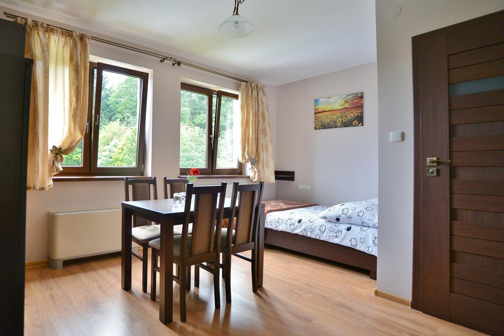 Villa Asturia Rymanów-Zdrój الغرفة الصورة